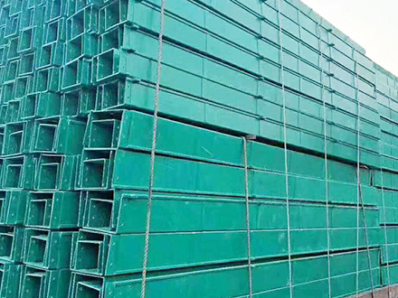 200*200玻璃鋼電纜橋架多少錢一米？