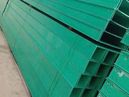 250*200玻璃鋼電纜橋架多少錢一米？