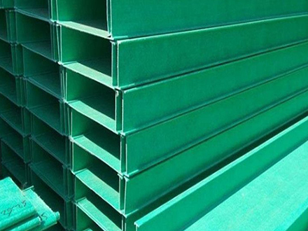 300*100玻璃鋼電纜橋架多少錢一米？